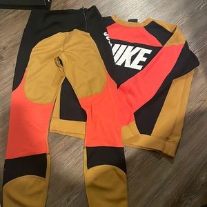 NIKE trendy comfy 2pc Jogger Set